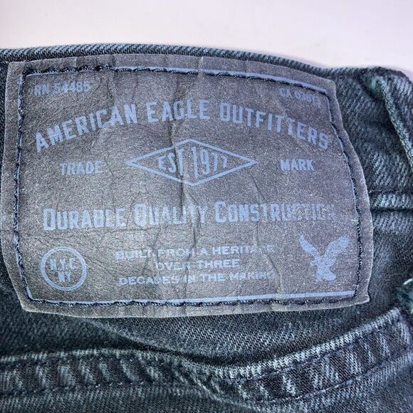 MOSSIMO 34 Unisex Stretchy Distressed High Rise Relaxed Shorts - Picture 8 of 9